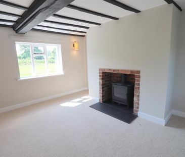 3 bedroom detached house to rent - Photo 3