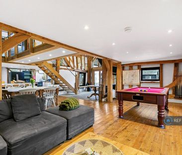 4 bedroom detached house to rent - Photo 3