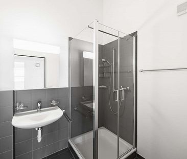 Lichtdurchflutete 4.5-Zimmer-Attikawohnung mit grosser Terrasse - Foto 6