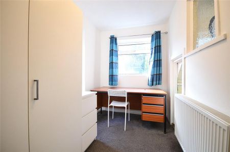 3 bedroom semi-detached house to rent - Photo 5