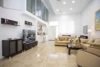 Moderno dúplex cerca de parque en Valencia