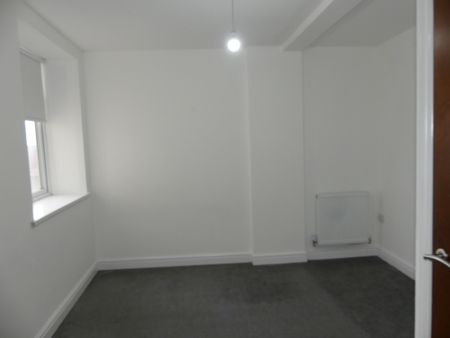 Reads Avenue flat 4 - Photo 3