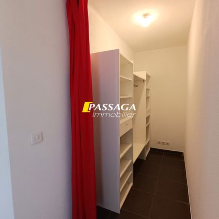 Location Appartement 1 pièce 37m² - Photo 3