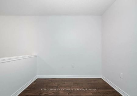 Property For Lease | X9249930 - Photo 2