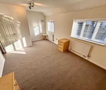 2 bedroom semi-detached house to rent - Photo 5