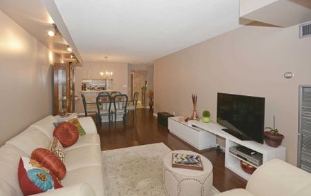For Lease - 3 Hickory Tree Road Unit# 1206, Toronto, Ontario - Photo 3