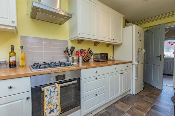 3 bedroom house to rent - Photo 1