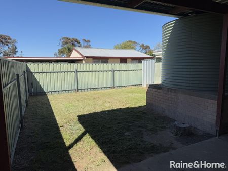 83A Hill Street, Murray Bridge, SA 5253 - Photo 5