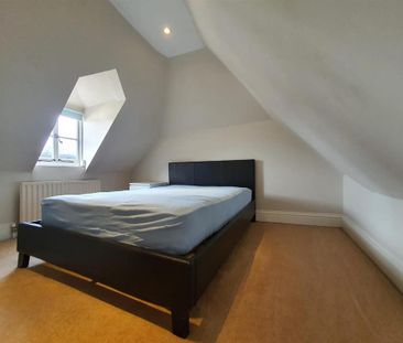 5 bedroom end of terrace house to rent - Photo 5