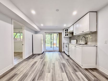 For Lease - 120 Royal Palm Drive, Brampton, Ontario - Photo 2