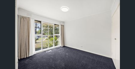 Newly Renovated Family Home in a Peaceful Court Location - Photo 5