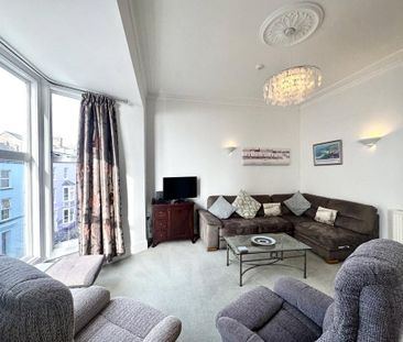 2 bedroom flat to rent - Photo 4
