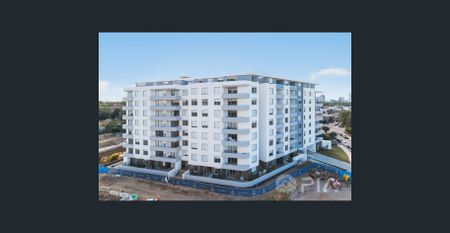 Modern 2 Bedroom Apartment in Prime Merrylands Location - Photo 3