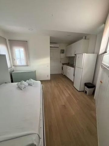 Avinguda del Coll del Portell, Barcelona, Catalonia 08024 - Photo 3