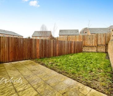 4 bedroom semi-detached house to rent - Photo 5