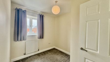 Poplars Grove, Lincoln - Photo 4