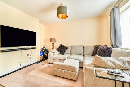 5 bedroom house to rent Chelmsford Road, Hatfield Heath, Bishops Stortford, CM22 - Photo 3