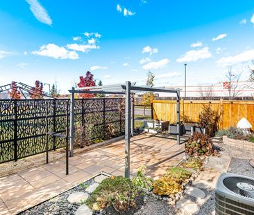 For Lease - 2 Angela Street, Bradford West Gwillimbury, Ontario - Photo 4