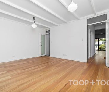 Character home with superb modern improvements - Photo 3