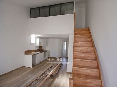 Location Appartement 2 pièces 38m² LA CIOTAT 13600 - Photo 2