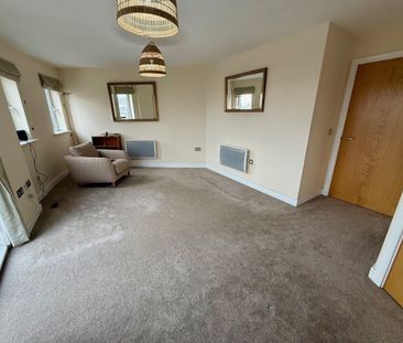 2 bedroom apartment to rent - Photo 4