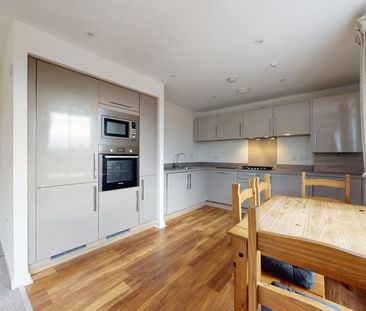 2 bedroom flat to rent - Photo 6