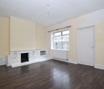 Church Road, Normanton, WF6 - Photo 3