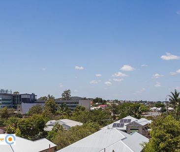 307/21 Peter Doherty Street, Dutton Park - Photo 3