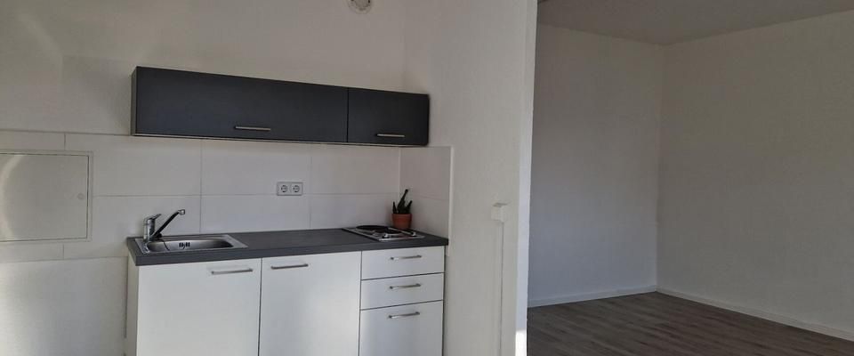 1-Zimmer-Traum mit Singleküche und Duschbad & 2 NKM geschenkt! - Foto 1