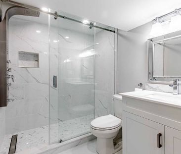 For Lease - 39 Wayford Crescent, Toronto, Ontario - Photo 2