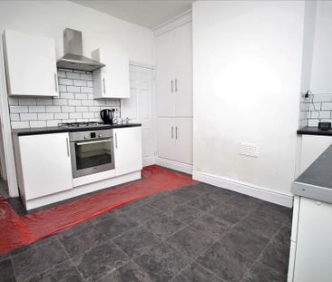 3 bedroom terraced house to rent - Photo 4