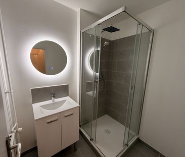 Location Appartement 1 pièce 30m² - Photo 2