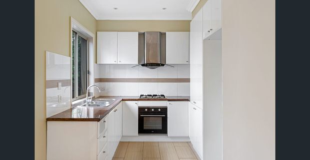 Stylish Modern Unit in Prime Noble Park Location - Photo 1