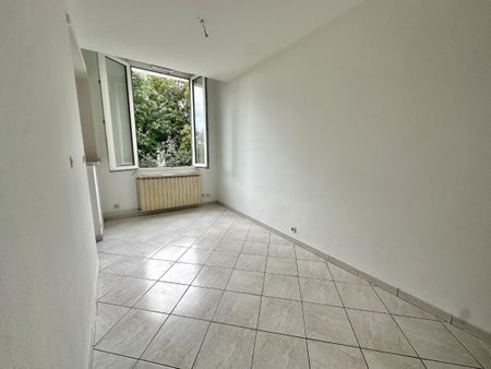 Location Appartement 3 pièces 57m² BORDEAUX 33800 - Photo 2