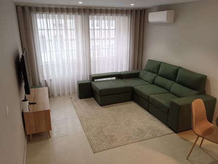 Rent 2 Bedrooms + 1 Bedrooms Coimbra - Photo 4