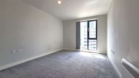 AVAILABLE NOW | TWO BEDROOM APARTMENT | PARKING INCLUDED | EXCEPTIONAL RESIDENT FACILITIES | GYM, CINEMA & LOUNGE | UNFURNISHED - Photo 5