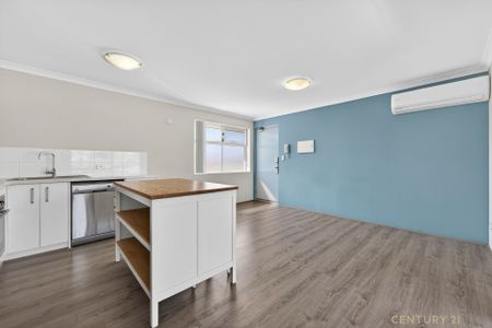 Modern Living in Ideal Location - Photo 3