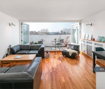2 bedroom flat to rent - Photo 3