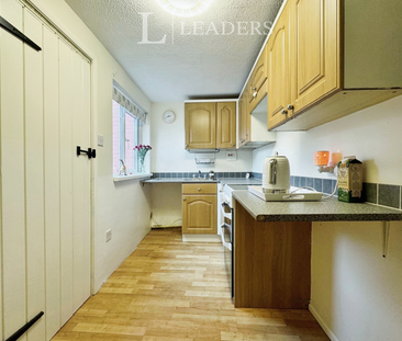 2 bedroom terraced house to rent - Photo 1