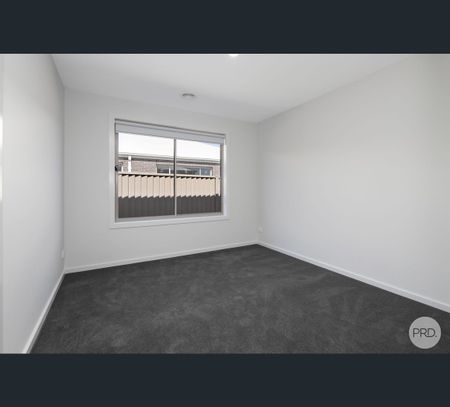 6 Picasso Street, Winter Valley, Vic 3358 - Photo 5