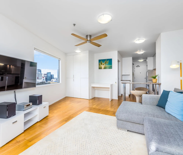 Parkside Perfection - Short Term Summer Rental - Photo 1