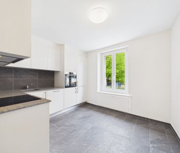 Très bel appartement de 4,5 pièces entièrement rénové au cœur de Va... - Foto 4
