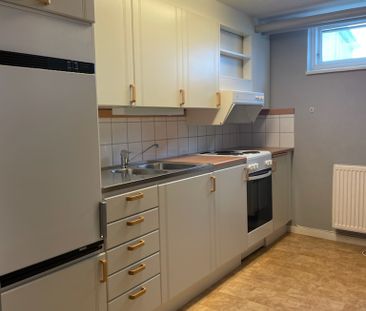 1:a Höglandavägen 3B, Skövde - Photo 1