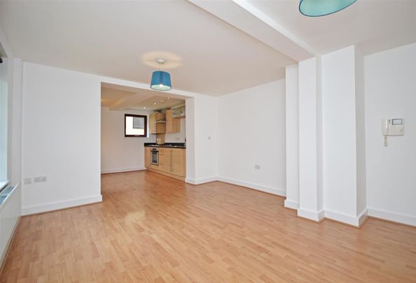 Bronte, Woodlands Village, Sandal - Photo 1