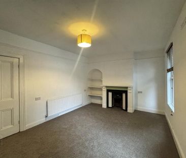 22 Glandore Gardens, Belfast, BT15 3FF - Photo 2