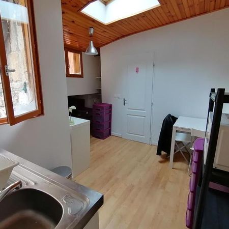 Location Appartement 1 pièce 12m² BORDEAUX 33000 - Photo 3