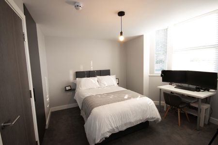 Broomfield Road - Photo 2