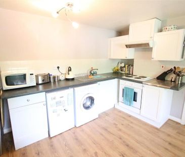 1 bedroom apartment to rent - Photo 4