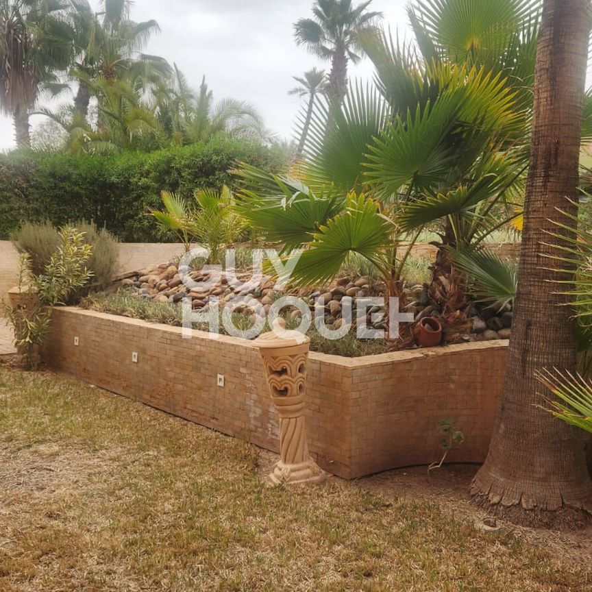 A louer Duplex meublé 362 m² avec jardin T4 Palmeraie. - Photo 1