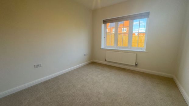 Harvey Park, Welton, Lincoln - Photo 1